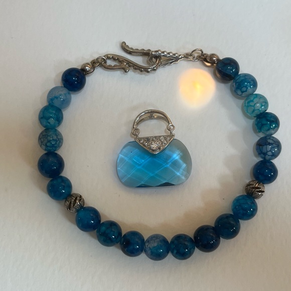 Blue Agate Gemstone Bracelet w/ Swarovski “Purse” Charm & Sterling Silver Clasp - Picture 2 of 12